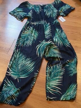 Anthropologie Kindred tropical palm print jumpsuit